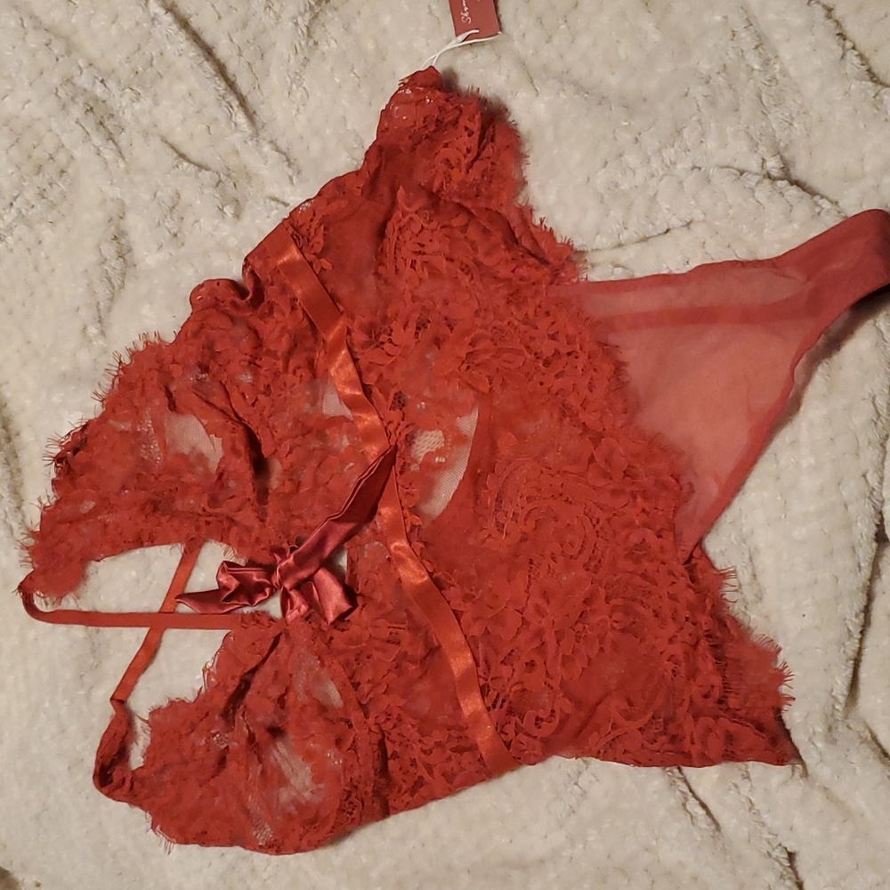Eyelash lace teddy in rich rosé color, size L